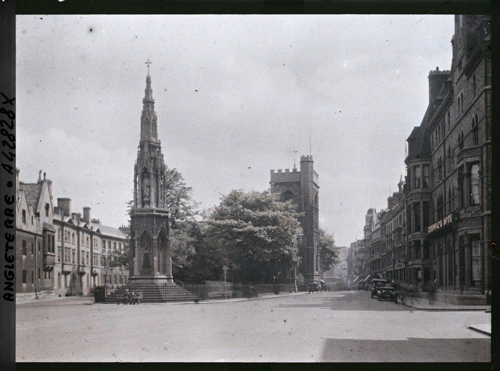 Image représentant Monument des Evêques près de St Giles street