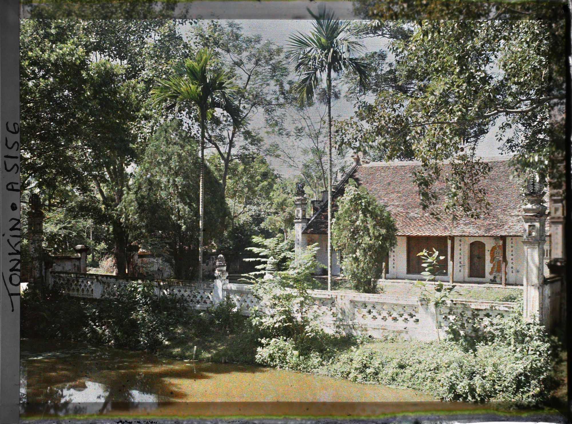 Image représentant Un petit temple bouddhique