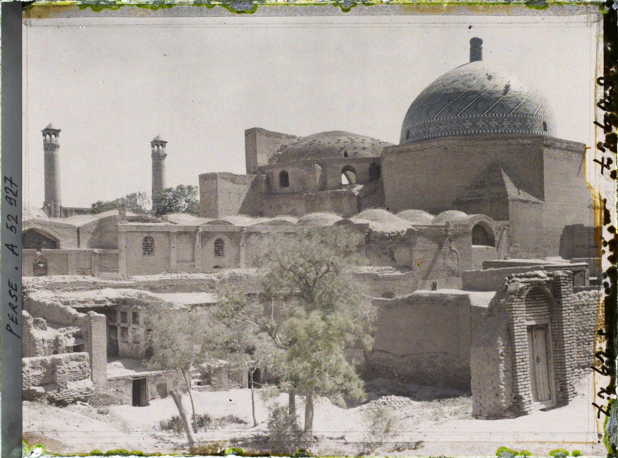 Image représentant Masdjid-I-Djouma ou Mosquée du vendredi la bonne