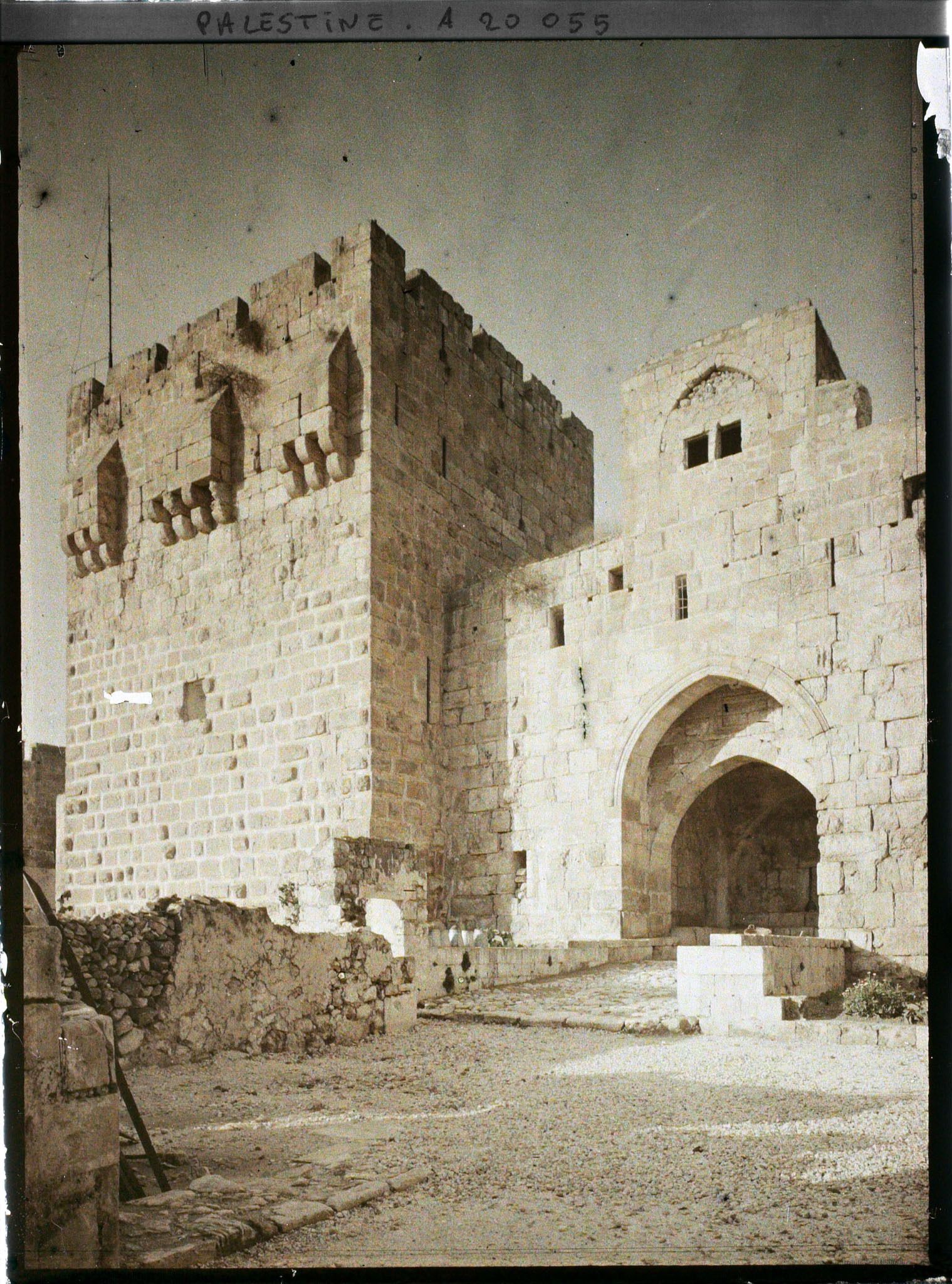 Image représentant Entrée de la citadelle par la Porte de David (vue de l'intérieur ?)