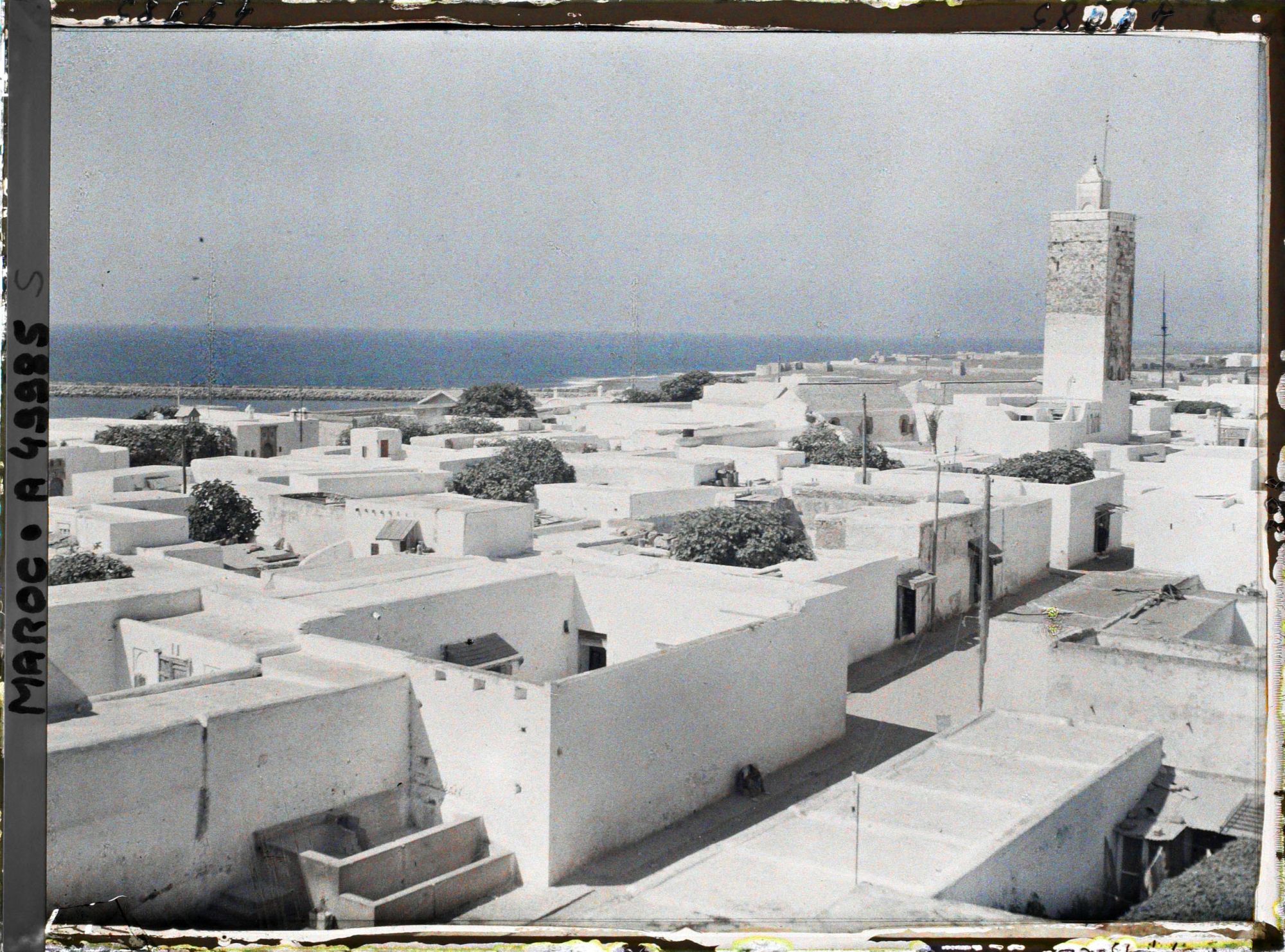 Image représentant Les alentours de la mosquée de la casbah des Oudaïa