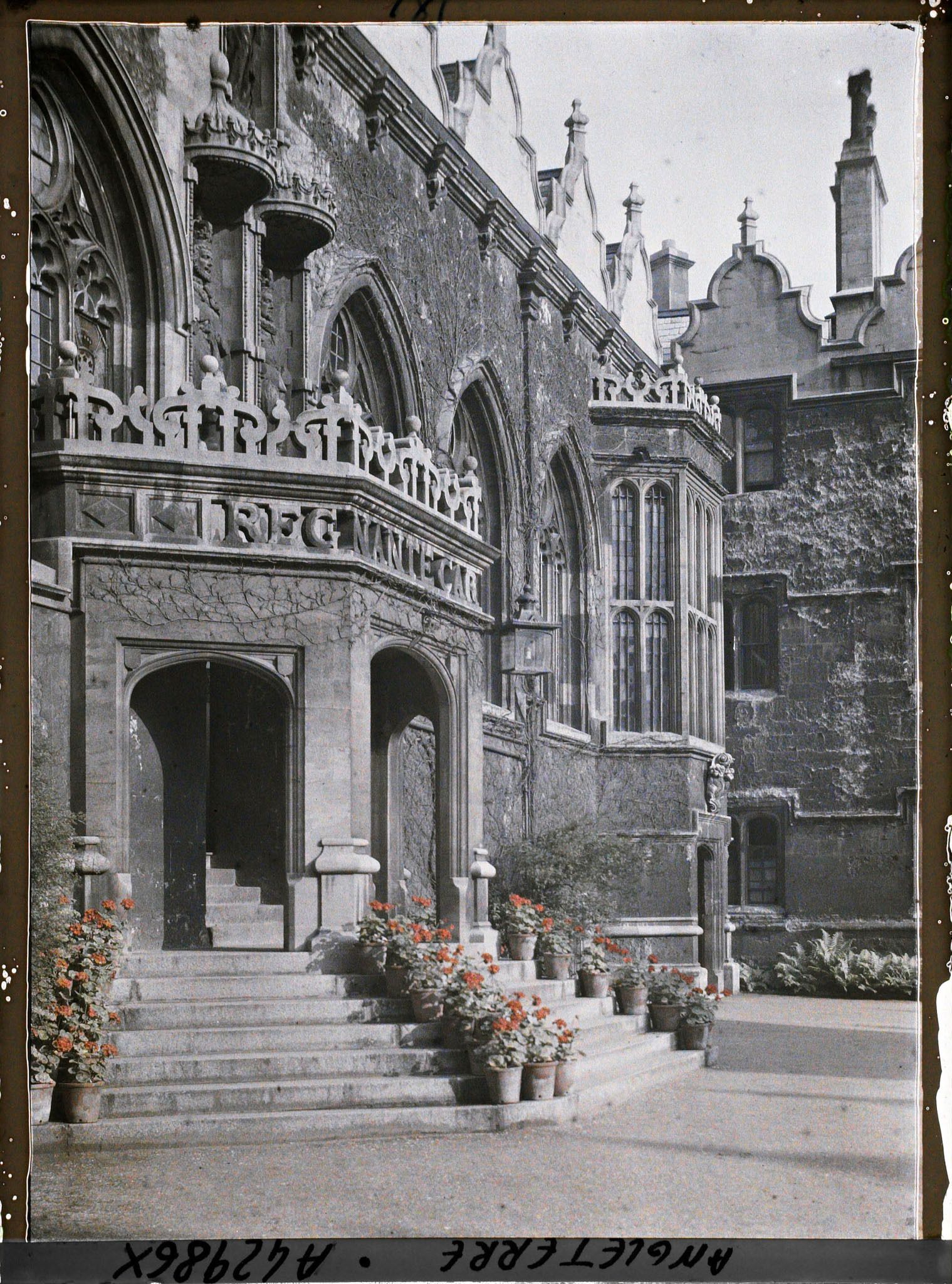 Image représentant Vues diverses de l'Oriel College