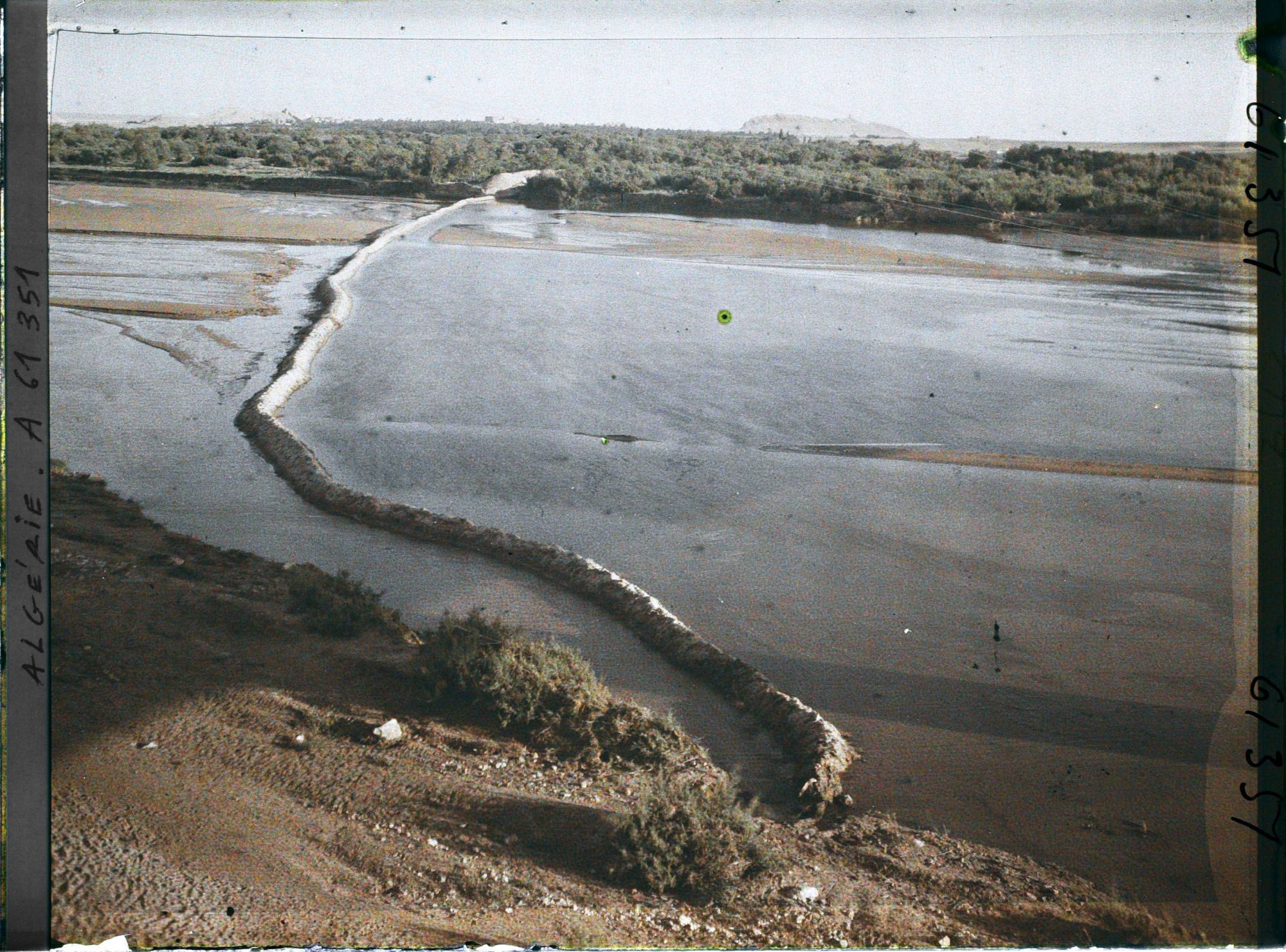 Image représentant Barrage sur l'Oued Mzi
