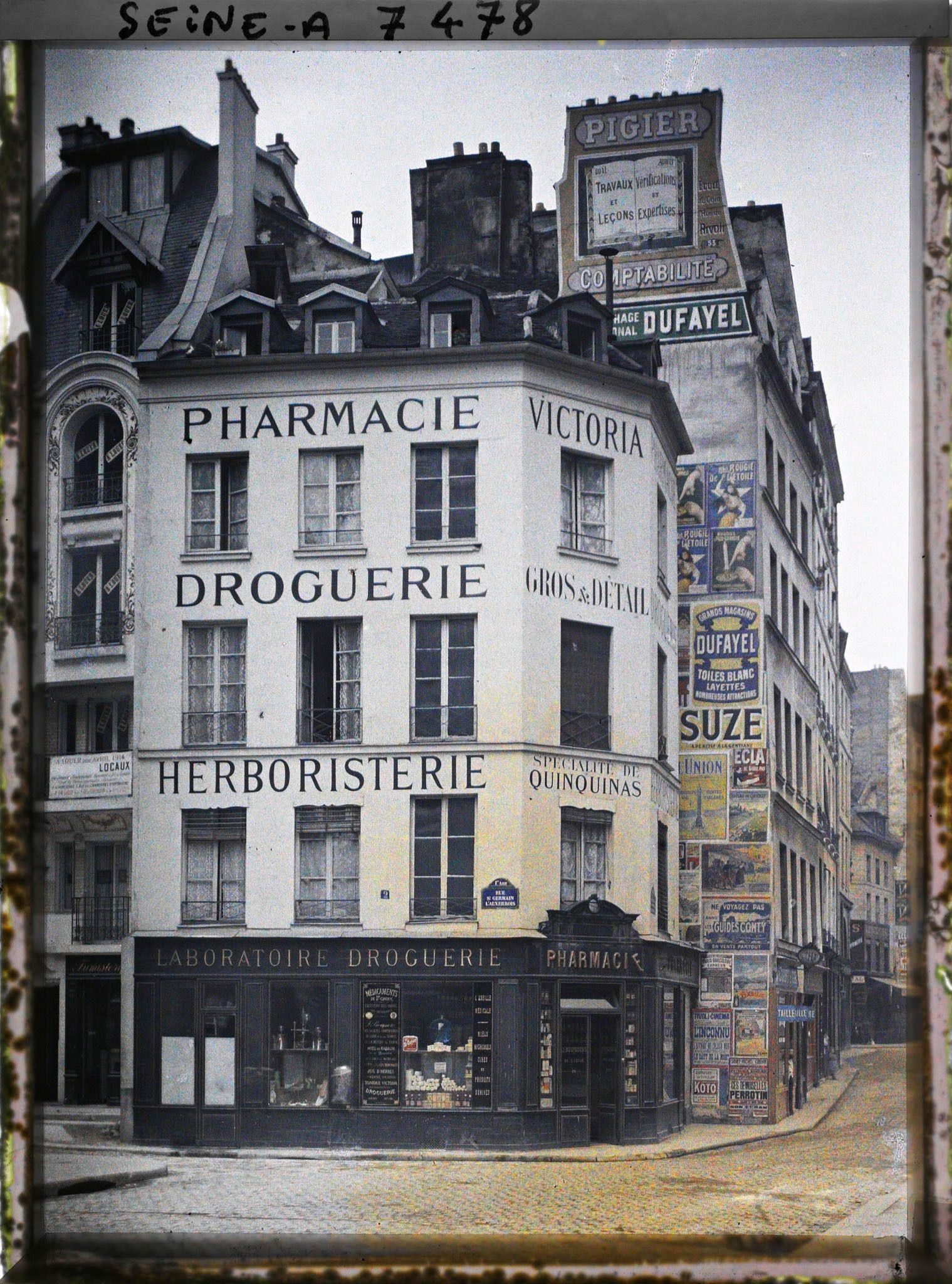 Image représentant Angle des rues St-Germain-l'Auxerrois et des Lavandières-Sainte-Opportune