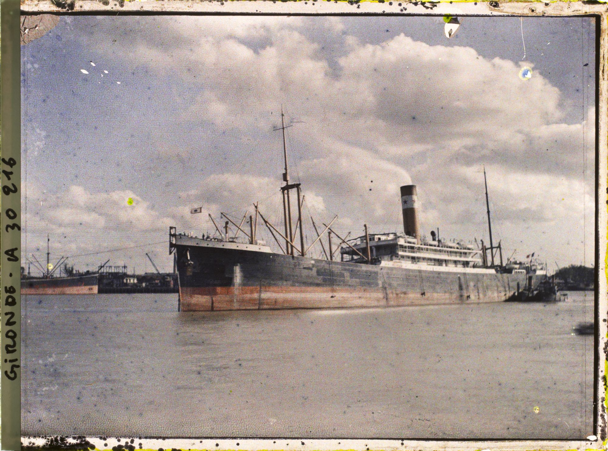 Image représentant France, Bordeaux, Navire des Messageries en partance