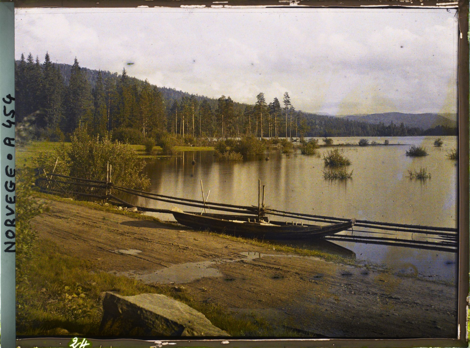 Image représentant Les bords du lac