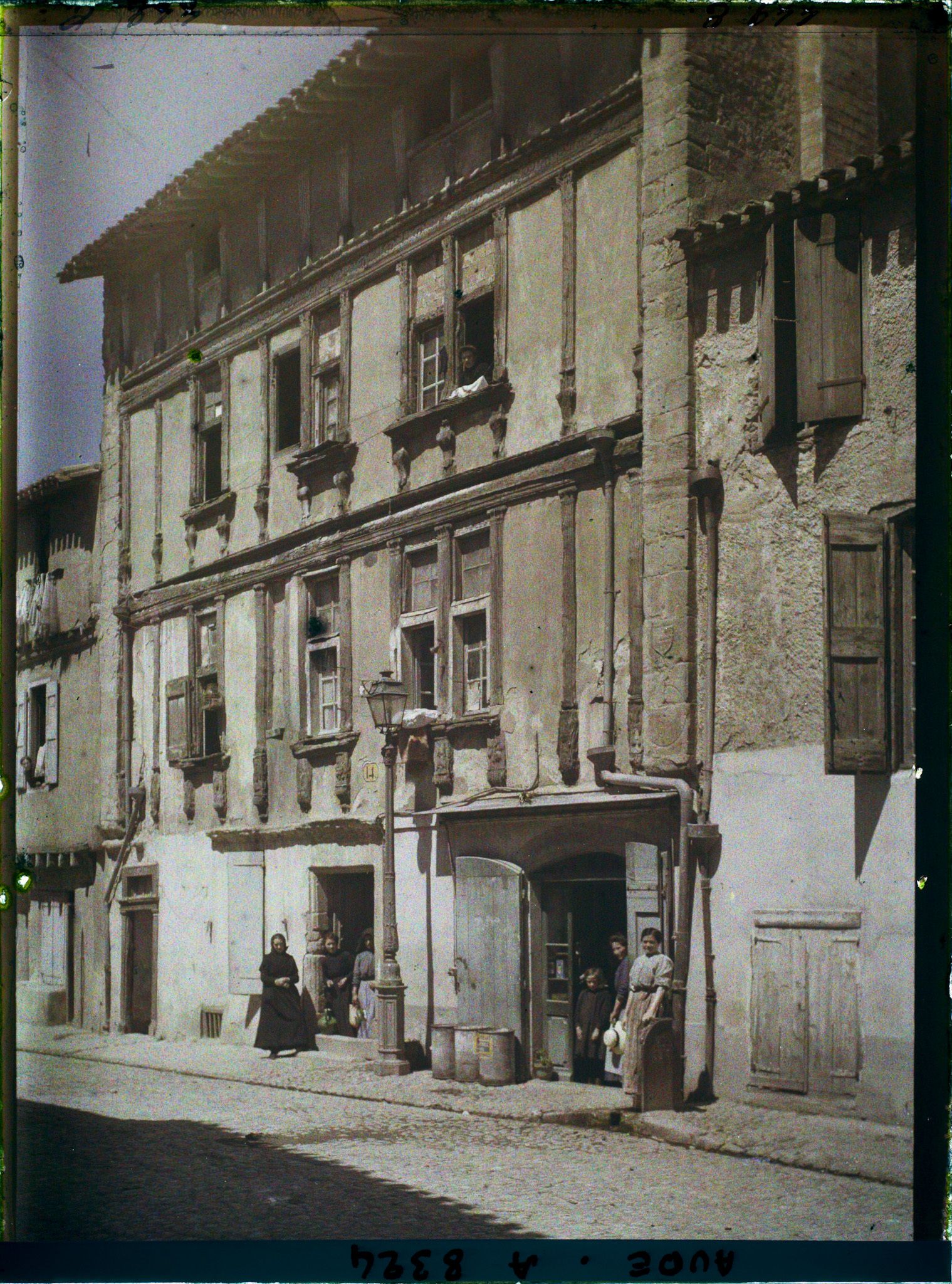 Image représentant La vieille maison au pigeonnier