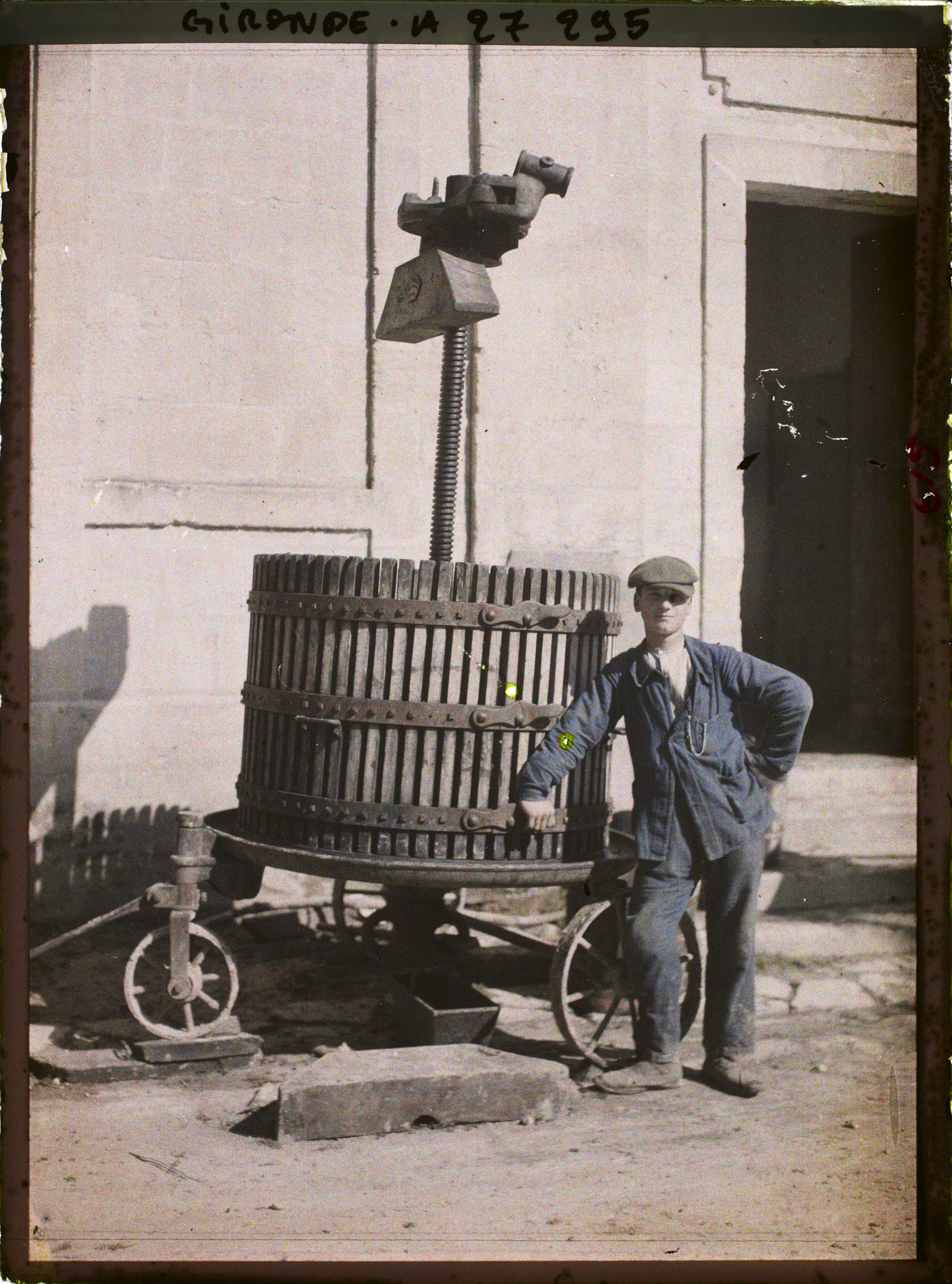 Image représentant St Emilion, Un pressoir au Château Pavie