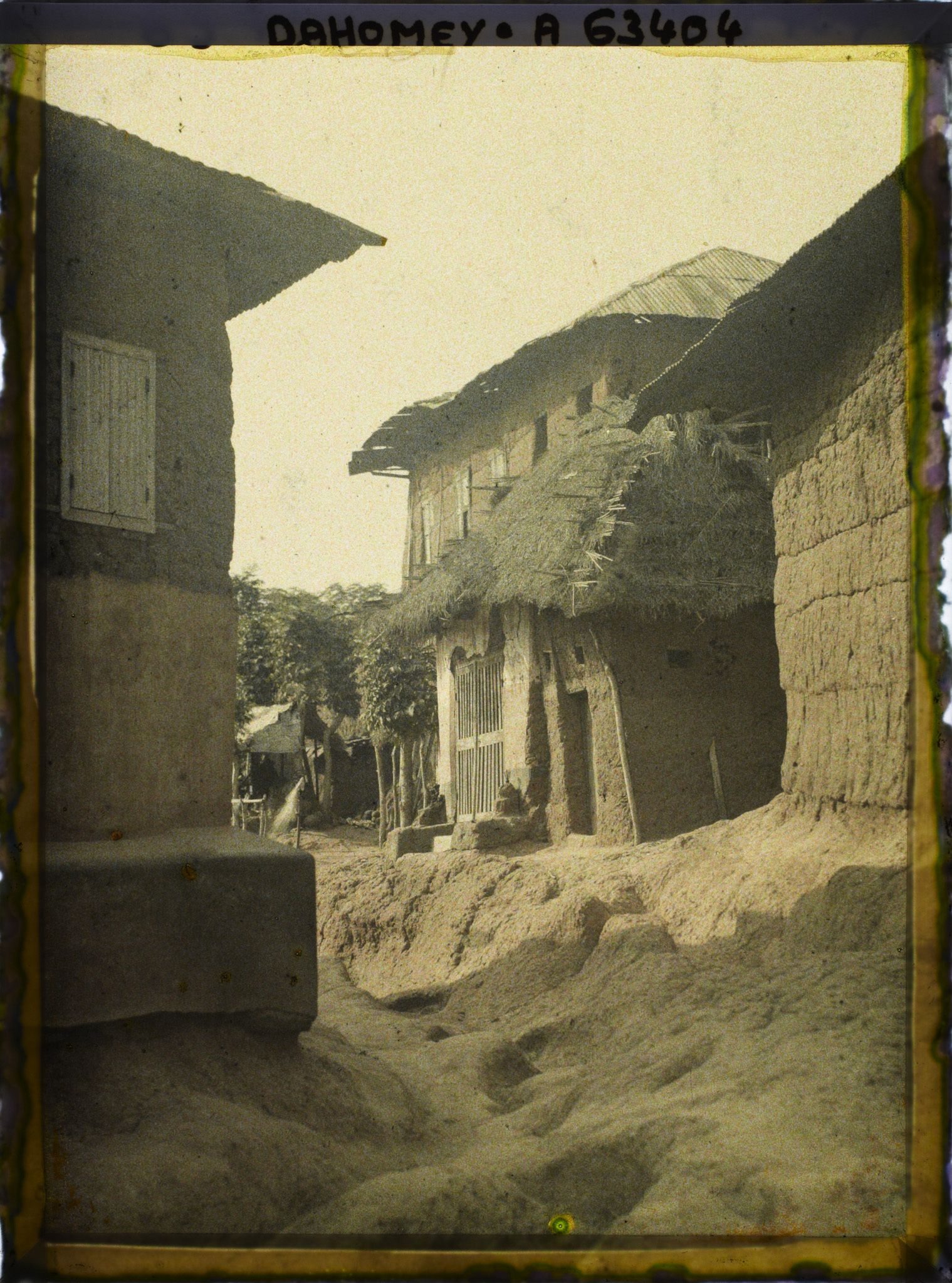 Image représentant Quartier traditionnel et case de fétiche (?)