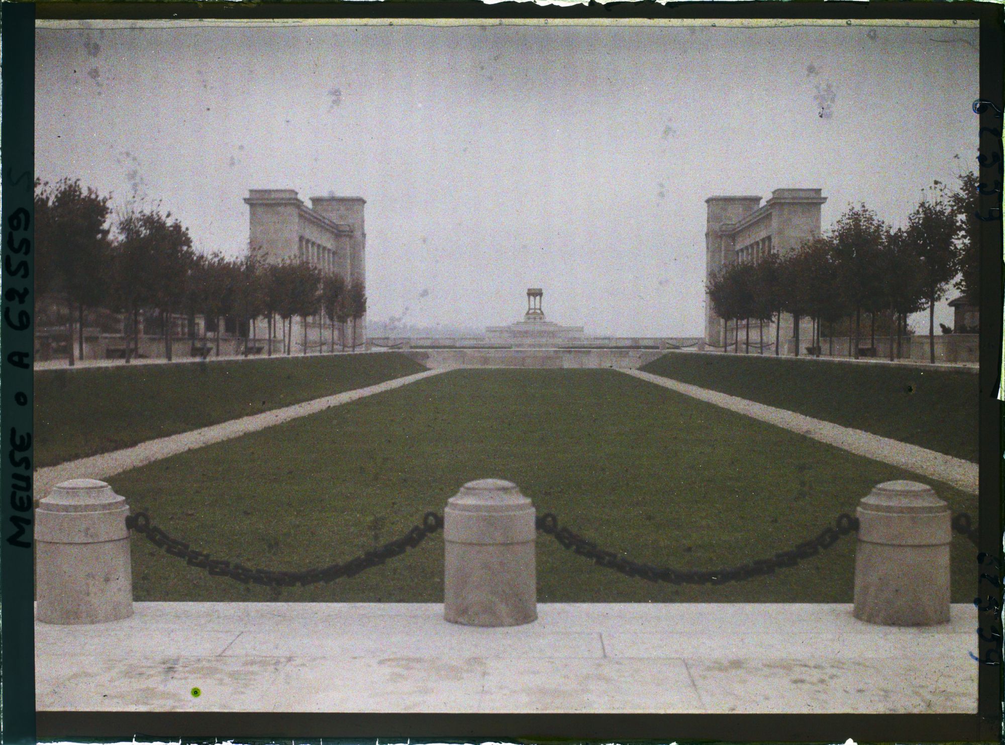 Image représentant Meuse, Varenne en Argonne, Monument aux morts