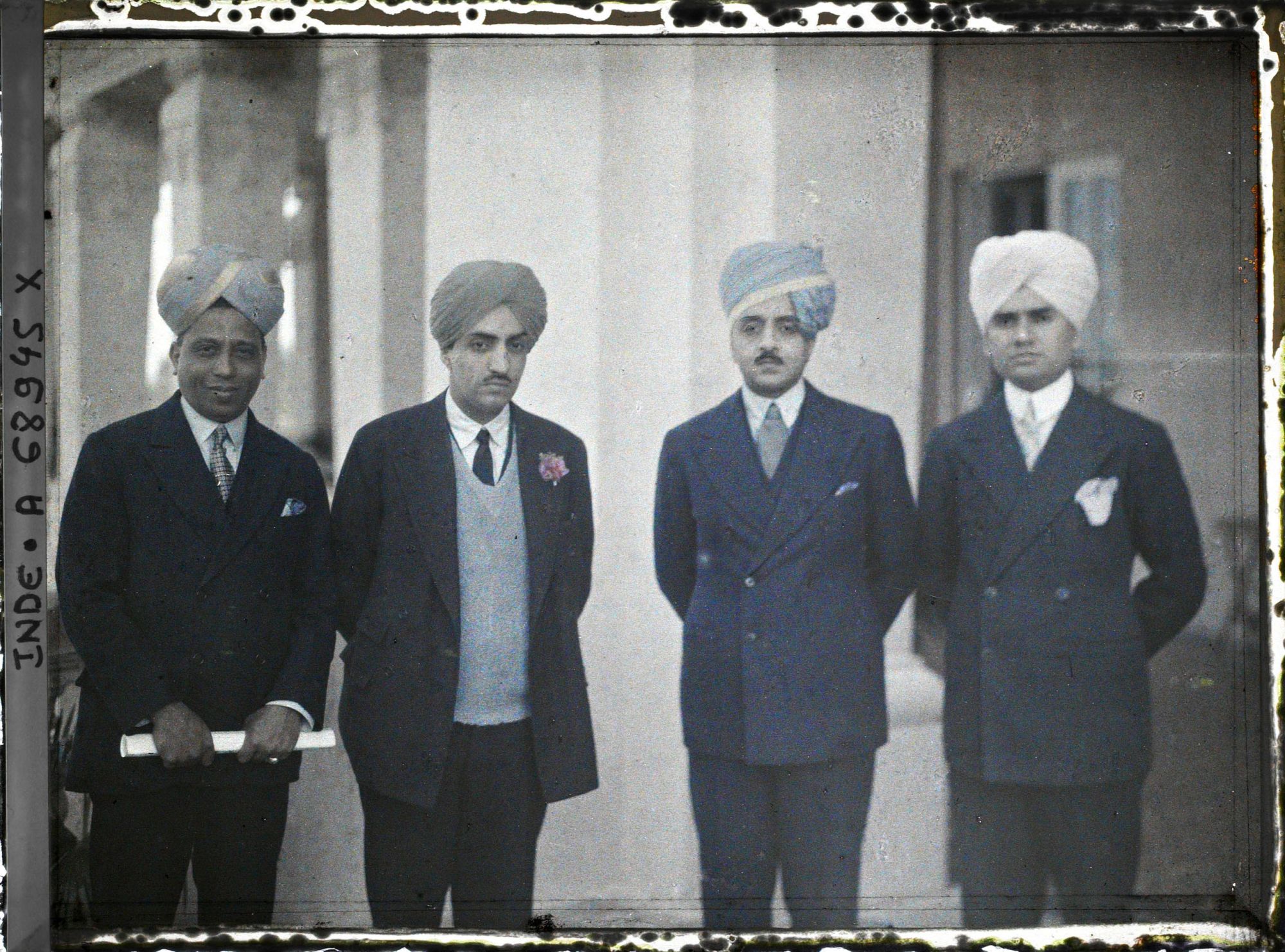 Image représentant Portrait de maharajas et du sirdar Dass, ministre et conseiller personnel du maharadja de Kapurthala