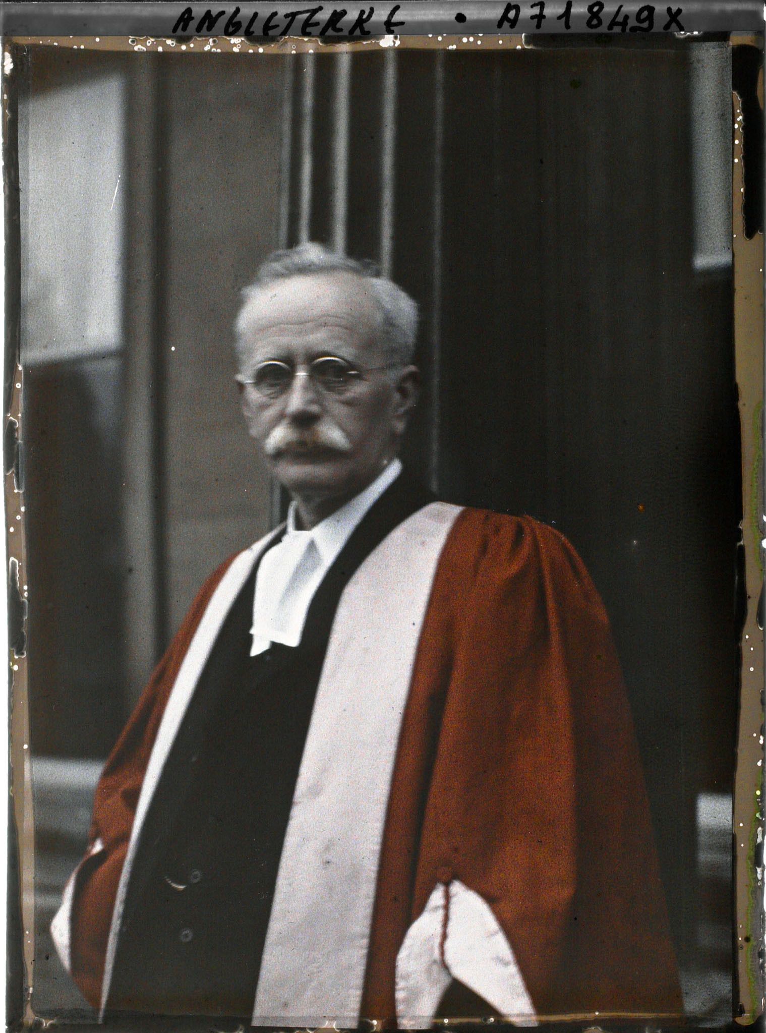 Image représentant Portrait d'un universitaire