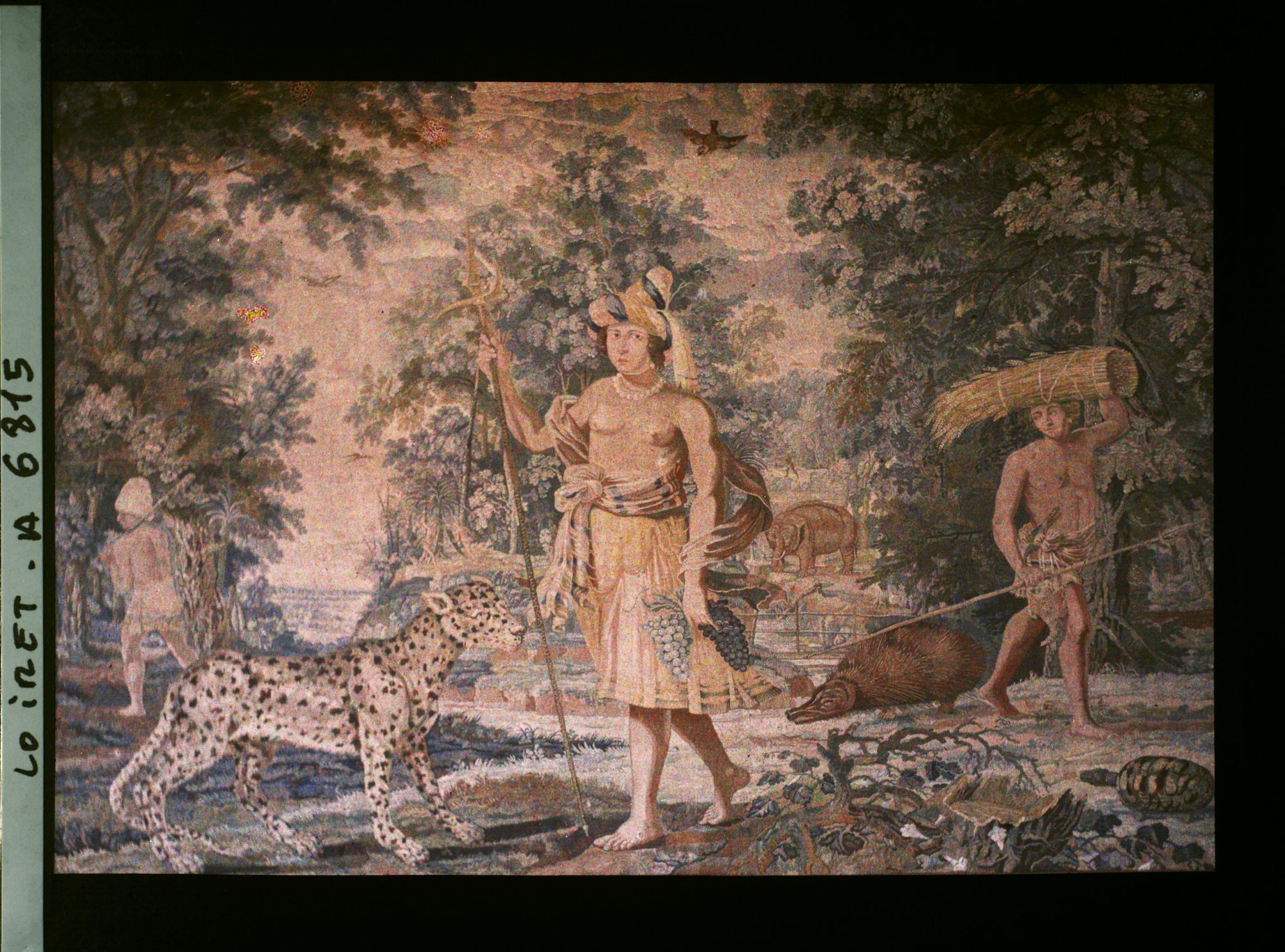 Image représentant L'une des huit broderies du XVIIème siècle de la salle d'honneur de l'hôtel de Ville. Les quatre parties du monde : l'Afrique