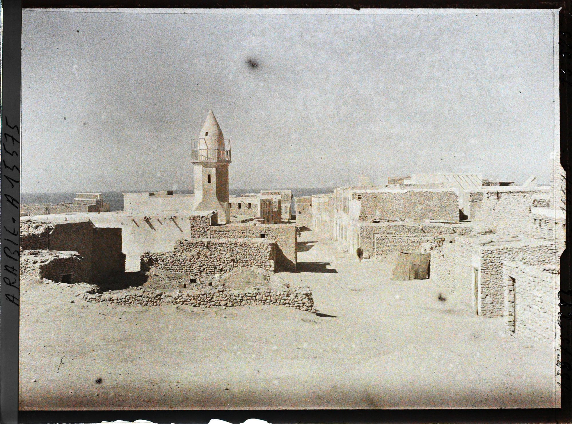 Image représentant Vue d'al-Wedjh et de sa mosquée