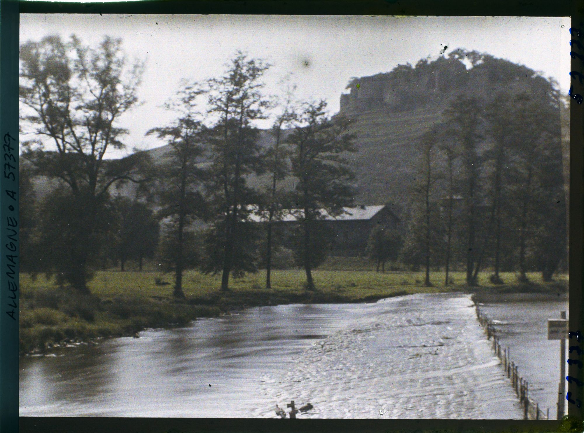 Image représentant Bords du Rhin, Badmünster, Paysages divers