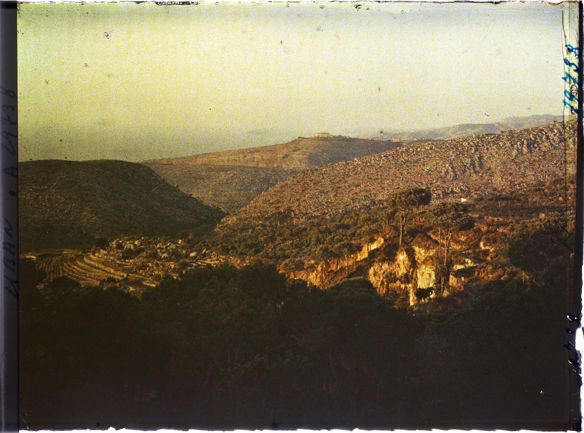 Image représentant Vue vers la côte le soir