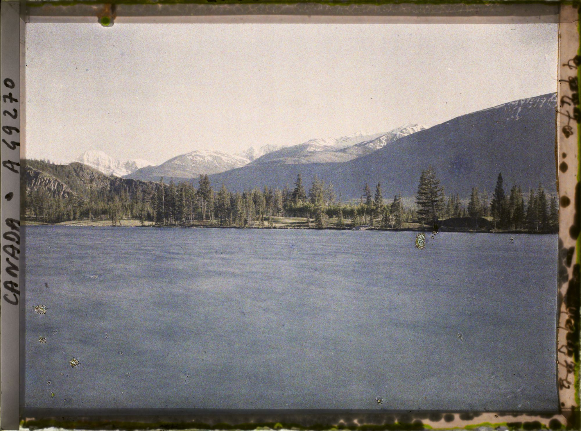 Image représentant Canada, Jasper-Parc, Effet du soir sur le lac vers le Mt Edith Cavell