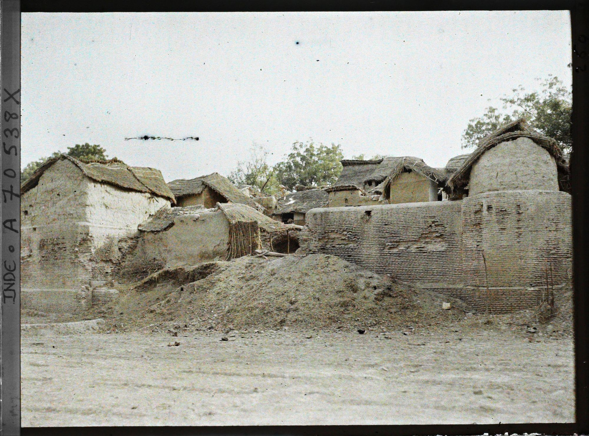 Image représentant Hameau des environs d'Agra
