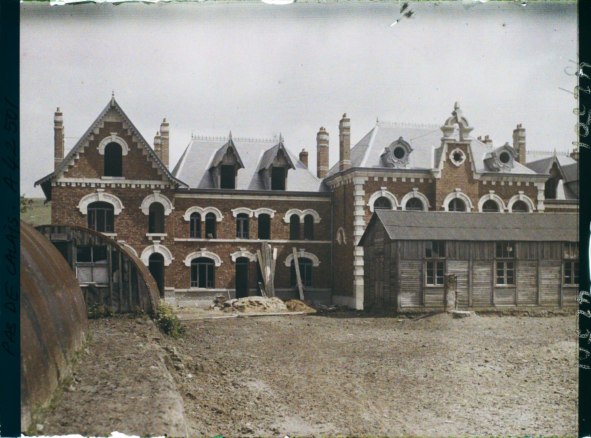 Image représentant France, Ablain-St Nazaire, Nouvelles Ecoles et Mairie