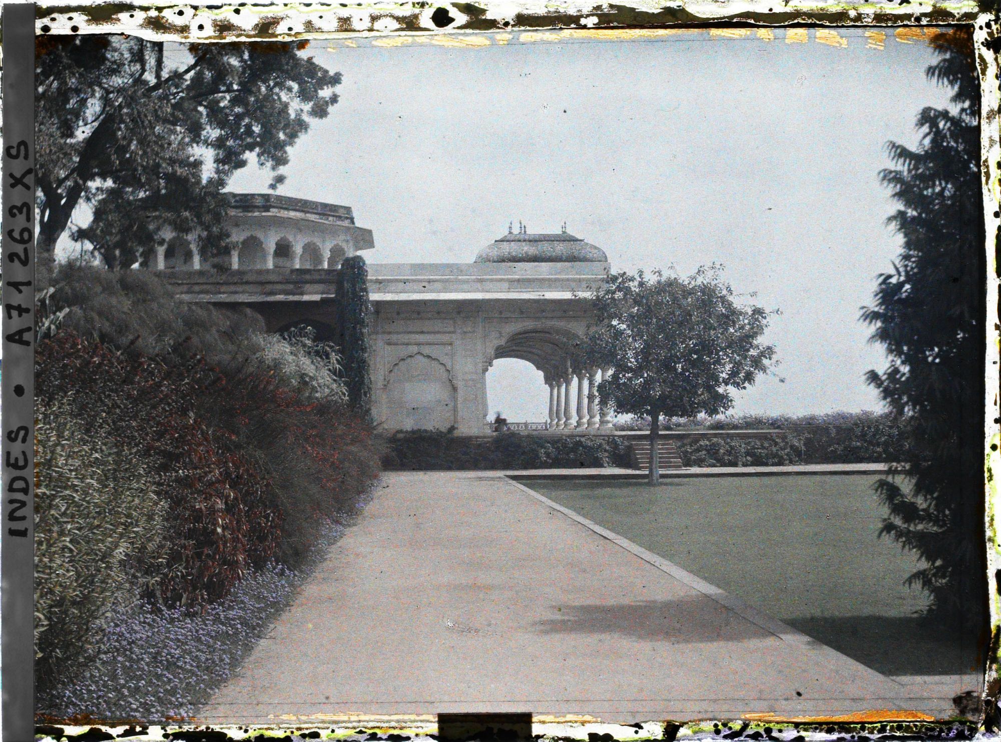 Image représentant La tour de l'Empereur (Shah Burj) dans le fort Rouge (Lal Qila)