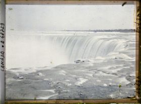 Image représentant Canada, Niagara, Les rapides au gouffre (Canadienne)