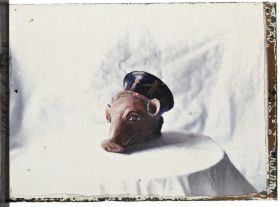 Image représentant Rhyton en forme de tête de porc